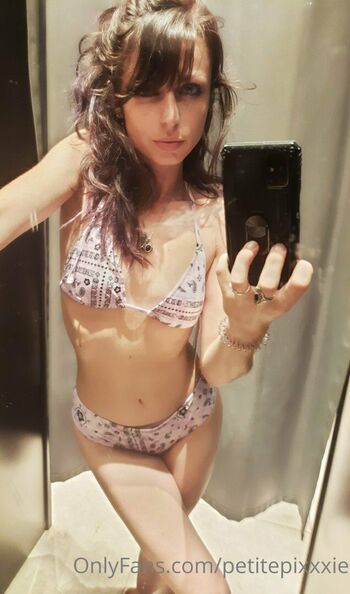 petitepixxxie