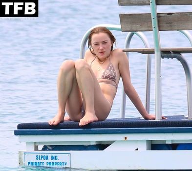 Phoebe Dynevor