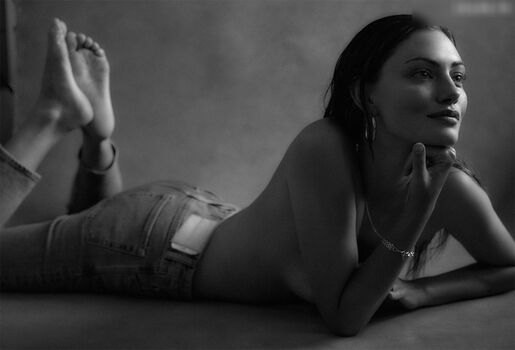 Phoebe Tonkin