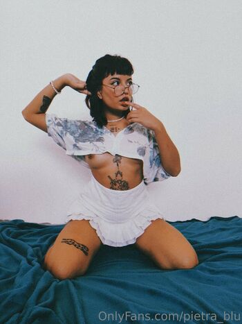 pietra_blu
