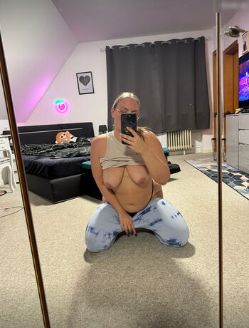 Pina Peach ????