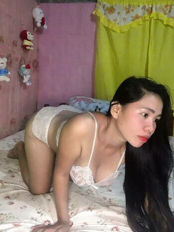 Pinay Elena
