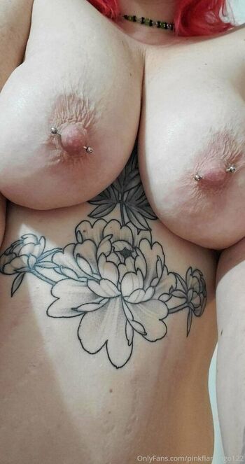 Pinkflamingo122