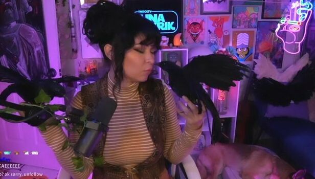 Pinksaltmoon