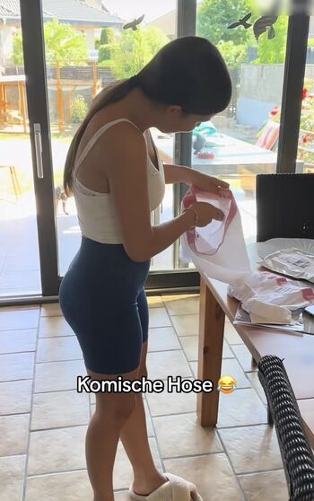 Pkshelenaofficial