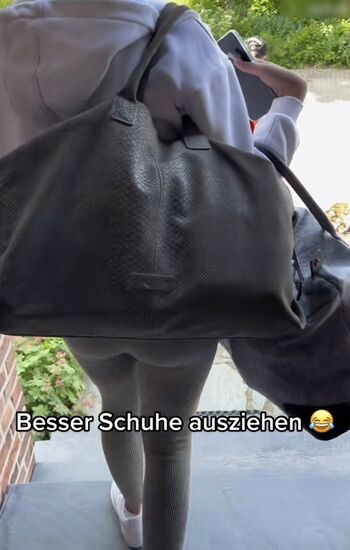 Pkshelenaofficial