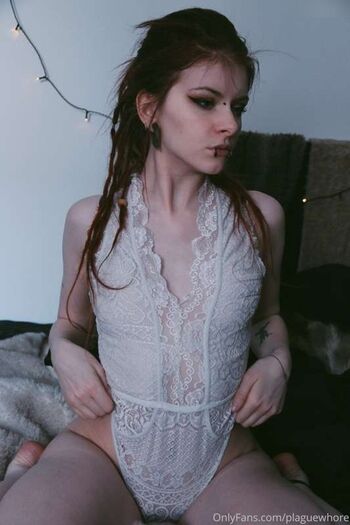 Plaguewhore