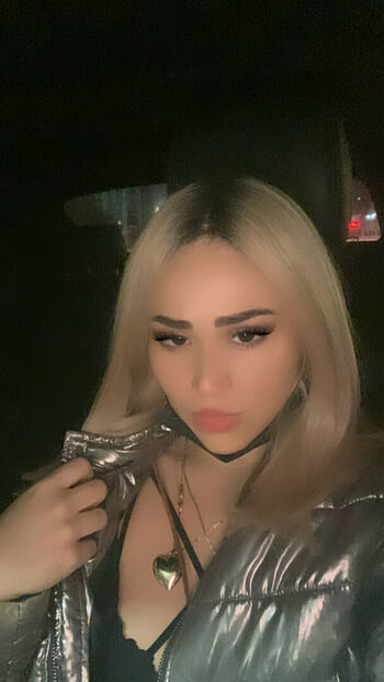 playgirlcarli18