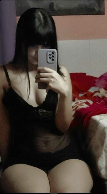 Pollybiscuittt