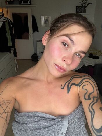 poly_luna