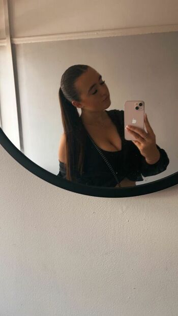 Poppy R