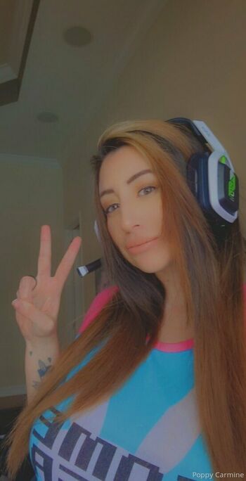 poppycarminexxx