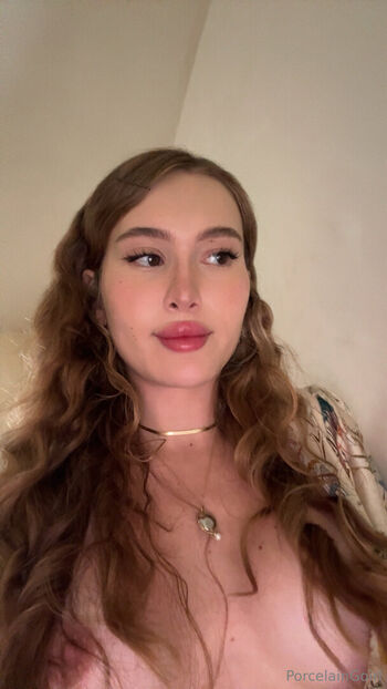 porcelaingoirl