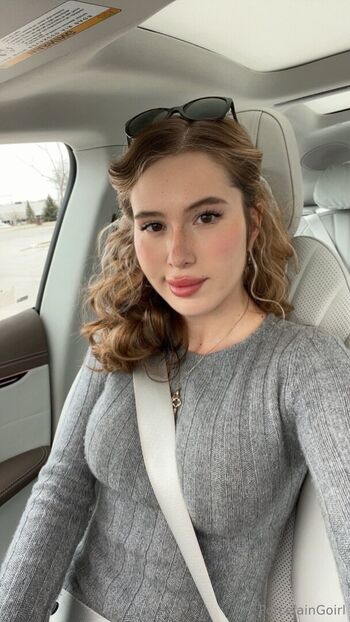 porcelaingoirl