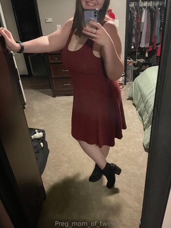 preg_mom_of_twins