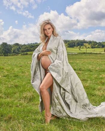 Pregnant Celebs