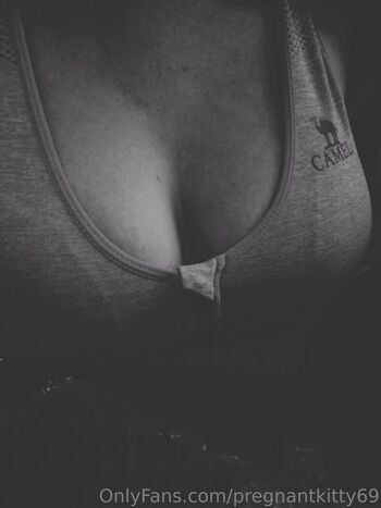 pregnantkitty69