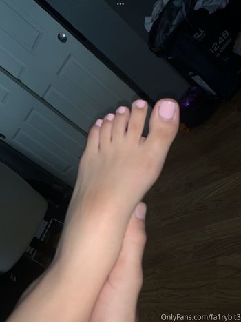Pretty Feet