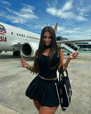 pretty_sara