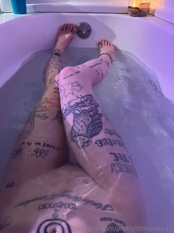 prettylittlefreak13