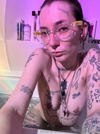 prettylittlefreak13