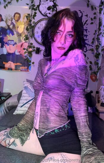 prettylittlefreak13