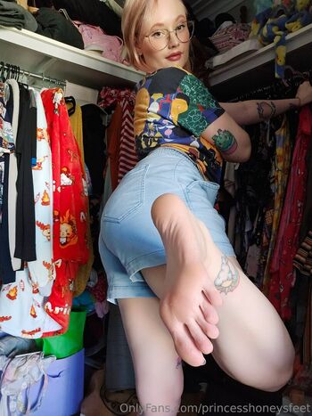 princesshoneysfeet