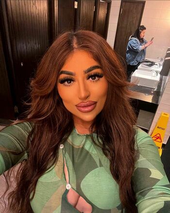 Priya Yasmin X