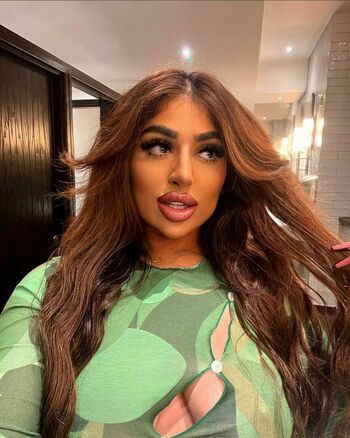 Priya Yasmin X