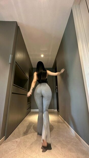 俏妞qiaoniuTT