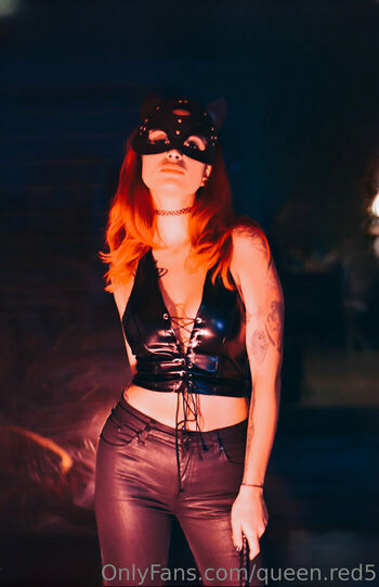 Queen Red