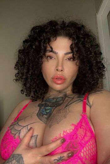 queenazita