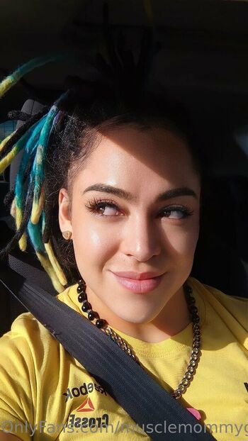 queenmuscleavery