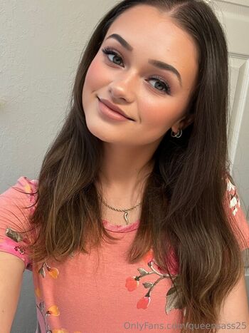 queensass25