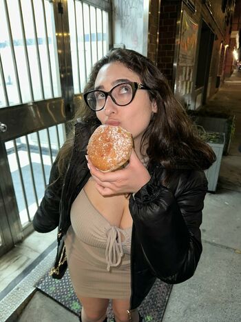 Qveen Juliaa