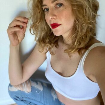 Rachelle Lefevre