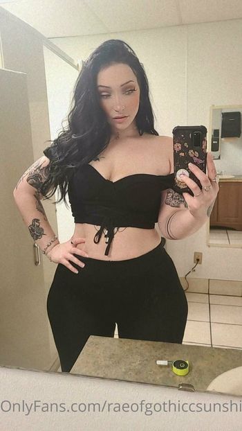 raeofgothiccsunshine