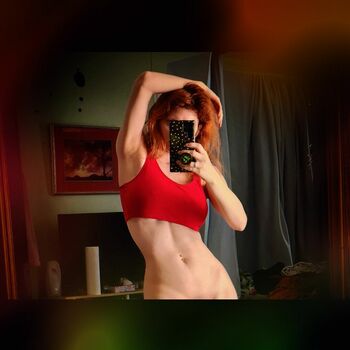 Rainia Belle
