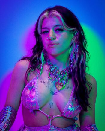 Rave_gab