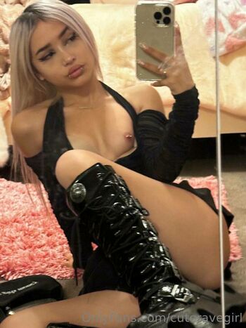 Ravegirlrori
