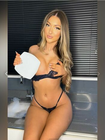 realchloehill