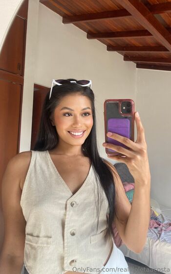realvioletaacosta