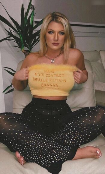 Rebecca Cambria
