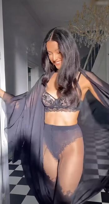Rebecca Mir