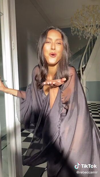 Rebecca Mir