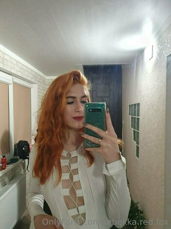 rebekka.red.fox