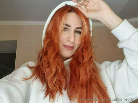 rebekka.red.fox