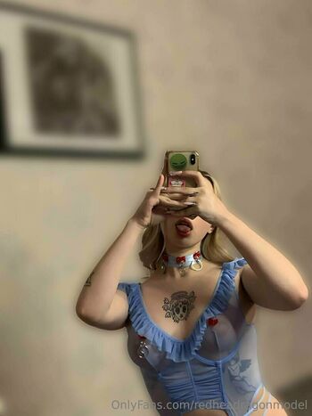 redheadragonmodel