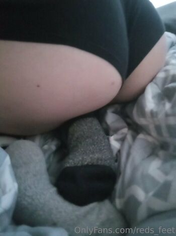 reds_feet