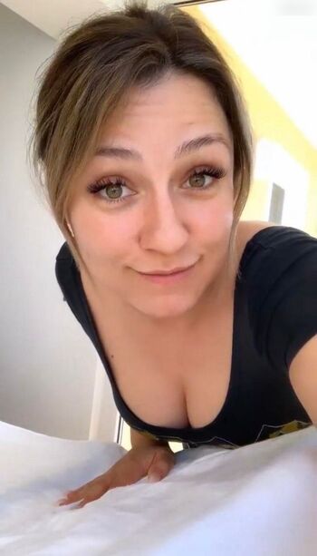 Regina Hixt